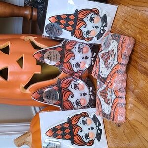 Johanna Parker Halloween Plates & Napkins Set 🎃